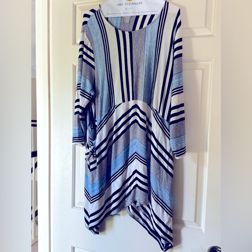 Chicos handkerchief style shirt/dress blue/white sz 3(16)